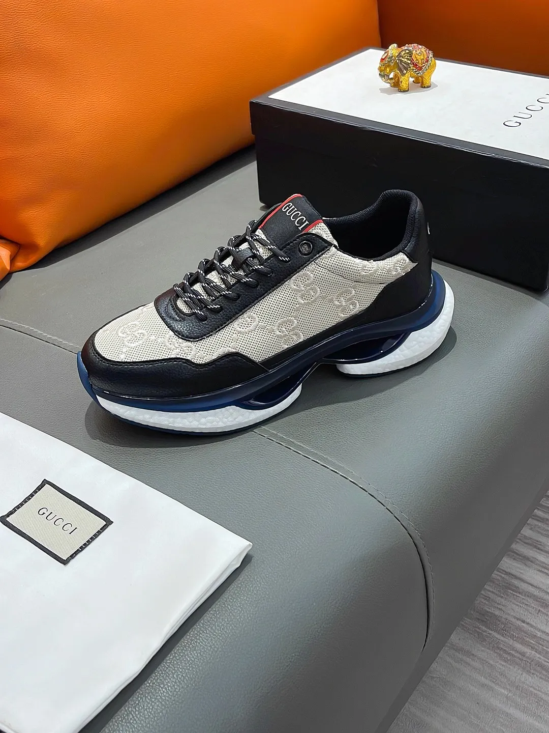 Men's shoes GUCCI "Gucci" P440 Regular size: 38-44 (casual shoes) Product materials: Selected cowhide upper, soft sheepskin lining; original outsole.
